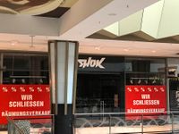 SHOK - Alexa Center | Schaufenster R&auml;umungsverhauf